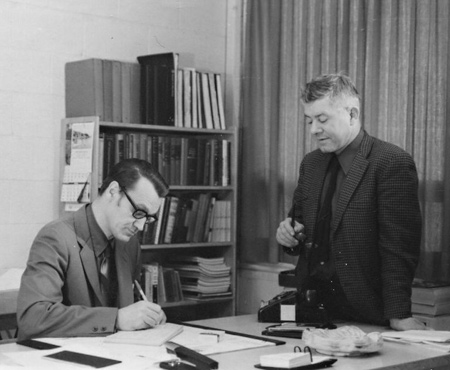Les fondateurs de la 1ère école du routier en 1966. Réal Métivier et Georges Rouleau, 2 dirigeants d’une entreprise de transport en Abitibi-Témiscamingue.